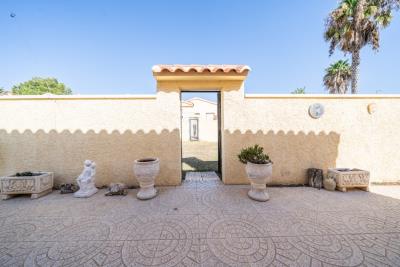 Detached-Villa-for-sale-in-Costa-Blanca--15---Portals-