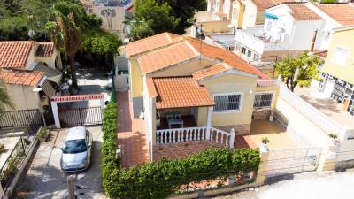 Detached-Property-for-sale-in-La-Marina--4---Portals-