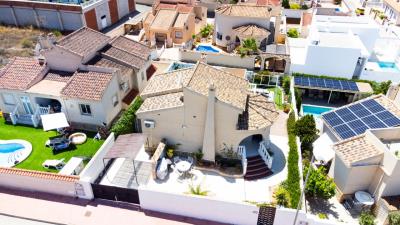 Detached-Villa-for-sale-in-Costa-Blanca--3---Portals-