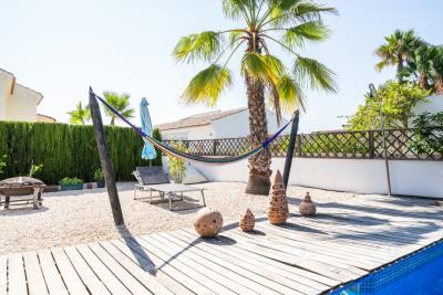 Modern-Villa-for-Sale-in-Alicante--5---Portals-