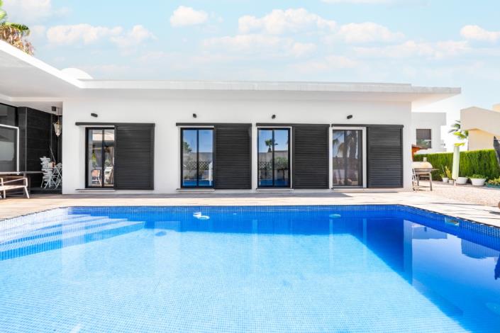 Image No.47-3 Bed Villa for sale