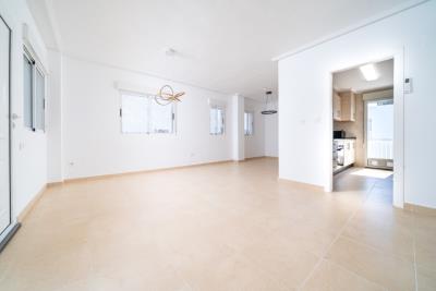 Detached-villa-for-sale-in-La-Marina--14---Portals-