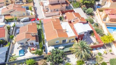Detached-Property-for-sale-in-La-Marina--3---Portals-