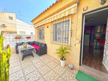 Terraced-Property-for-sale-in-La-Marina--2---Portals-