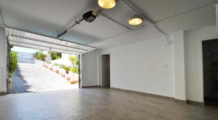 Image No.37-5 Bed Villa for sale