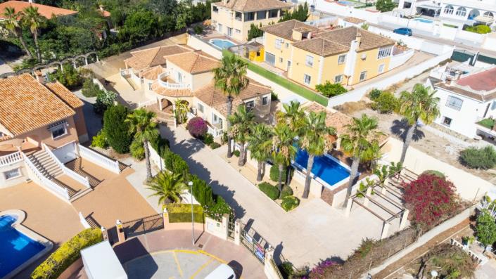 Image No.4-6 Bed Villa for sale