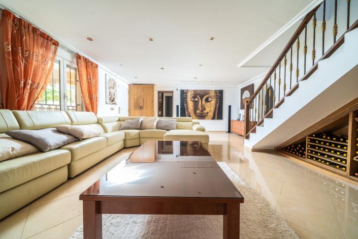 Image No.16-6 Bed Villa for sale