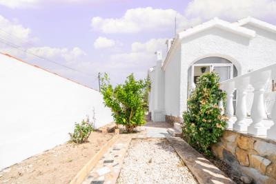 Villa-for-sale-in-La-Marina--13---Portals-