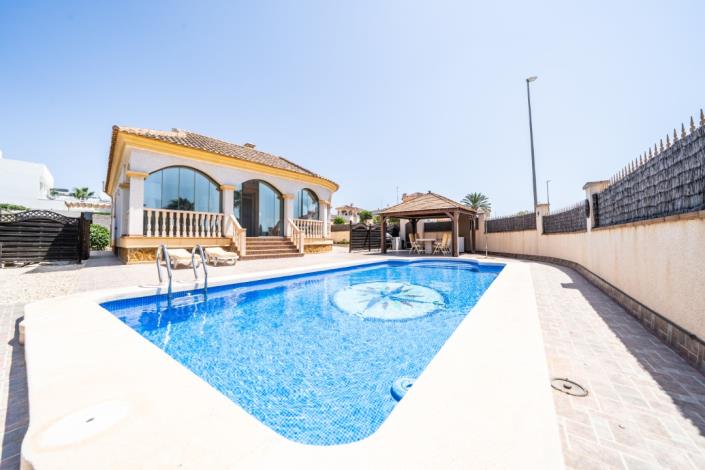 Image No.3-3 Bed Villa for sale