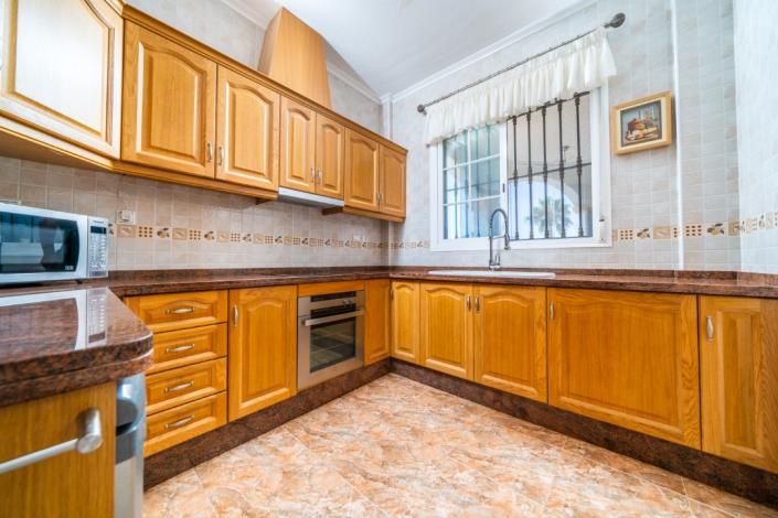 Image No.13-3 Bed Villa for sale