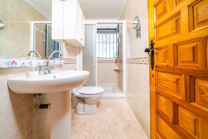 Image No.23-3 Bed Townhouse for sale