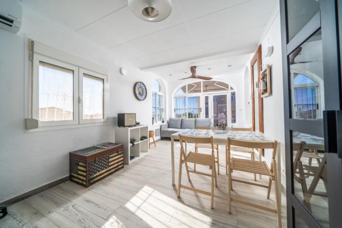 Image No.7-2 Bed Villa for sale