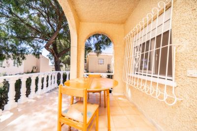 Detached-Property-for-sale-in-La-Marina--15---Portals-