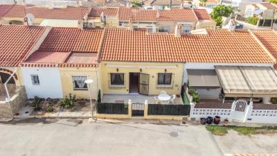 Terraced-property-for-sale-in-Alicante--3---Portals-
