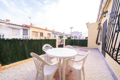 Terraced-property-for-sale-in-Alicante--6---Portals-