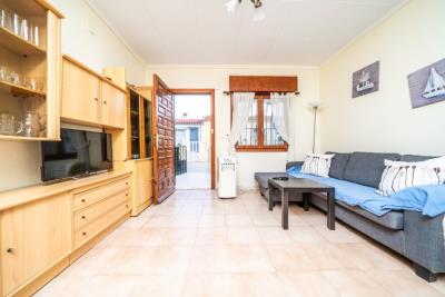 Terraced-property-for-sale-in-Alicante--7---Portals-