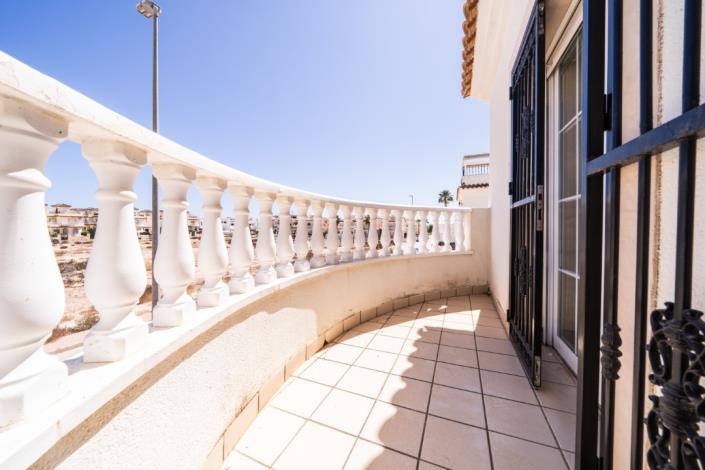 Image No.31-3 Bed Villa for sale