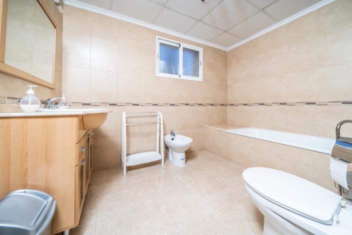 Image No.39-3 Bed Villa for sale