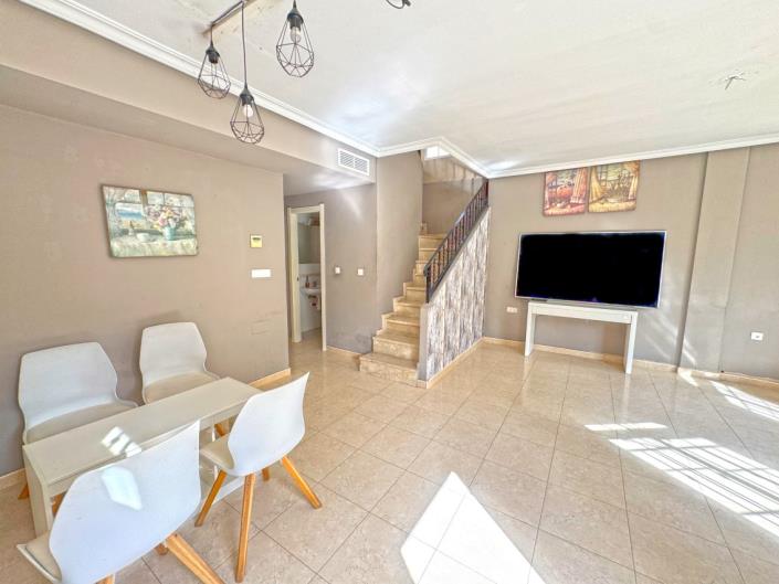 Image No.6-3 Bed Villa for sale