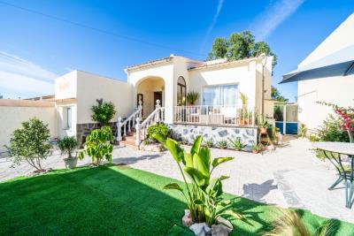 Detached-Property-for-sale-in-La-Marina--1---Portals-