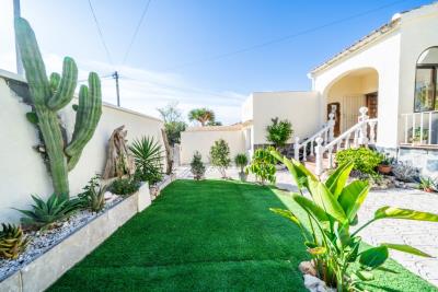 Detached-Property-for-sale-in-La-Marina--5---Portals-