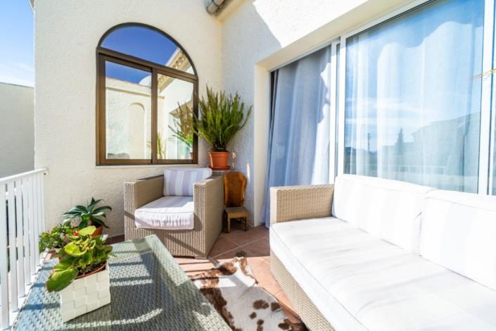 Image No.11-2 Bed Villa for sale