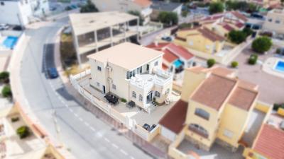 Detached-Villa-for-sale-in-Costa-Blanca--1---Portals-