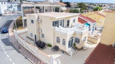 Detached-Villa-for-sale-in-Costa-Blanca--2---Portals-
