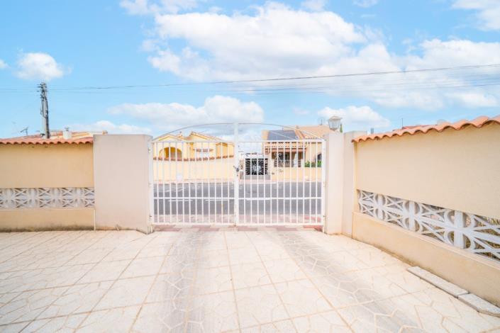 Image No.8-4 Bed Villa for sale