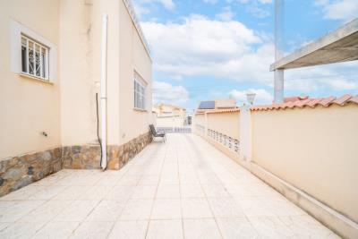Detached-Villa-for-sale-in-Costa-Blanca--9---Portals-