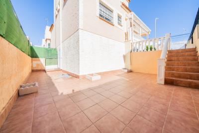 Villa-for-sale-in-La-Marina-with-communal-pool--9---Portals-