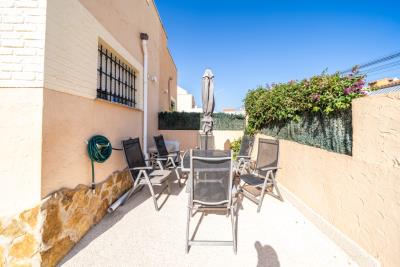 Villa-for-sale-in-La-Marina-with-communal-pool--11---Portals-