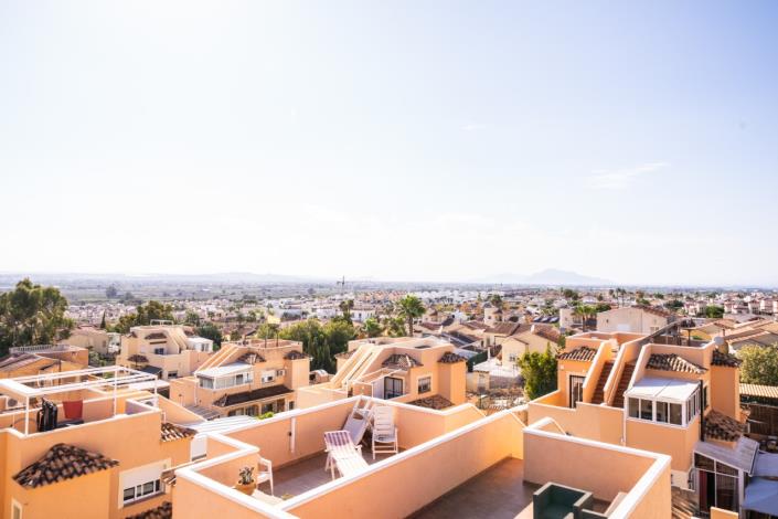 Image No.36-2 Bed Semi-Detached for sale