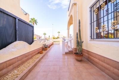 Quad-Villa-for-Sale-in-La-Marina---9---Portals-