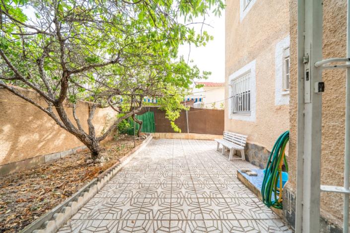 Image No.10-5 Bed Villa for sale