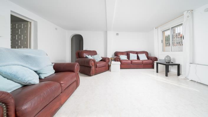 Image No.7-3 Bed Villa for sale