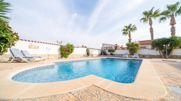 Image No.34-3 Bed Villa for sale