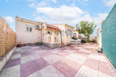 Detached-Property-For-Sale-In-La-Marina---3---Portals-