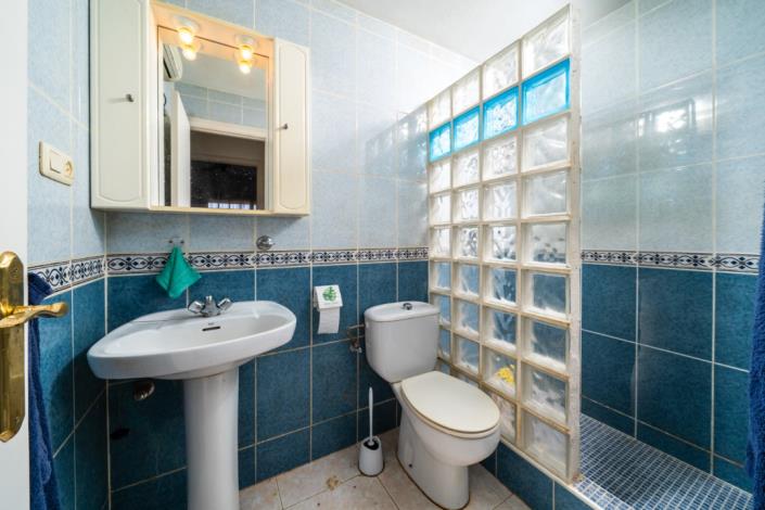 Image No.29-2 Bed Quad for sale