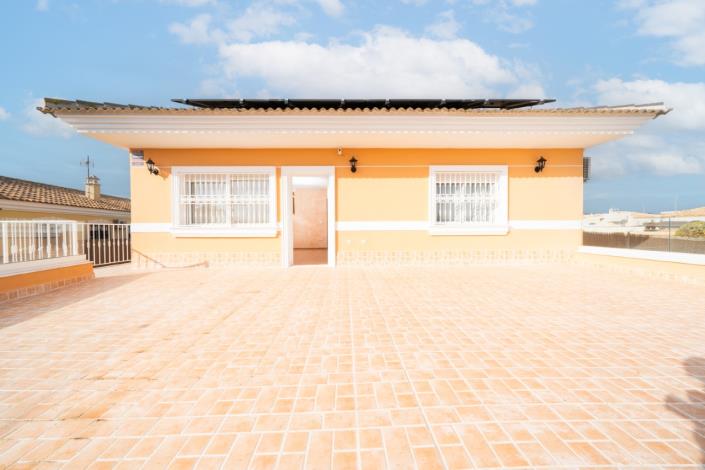 Image No.26-4 Bed Villa for sale