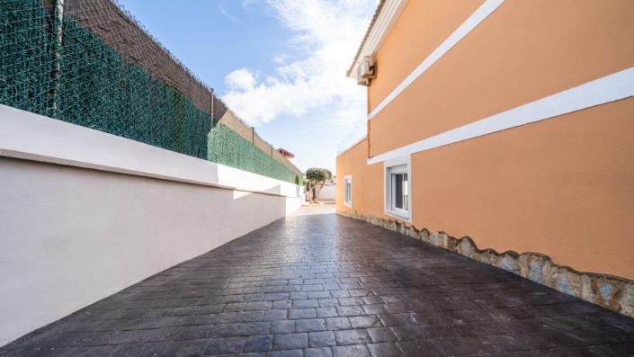 Image No.54-4 Bed Villa for sale