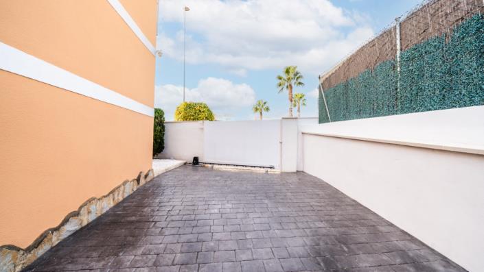 Image No.55-4 Bed Villa for sale