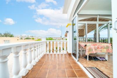 Detached-Property-for-sale-in-La-Marina--11---Portals-