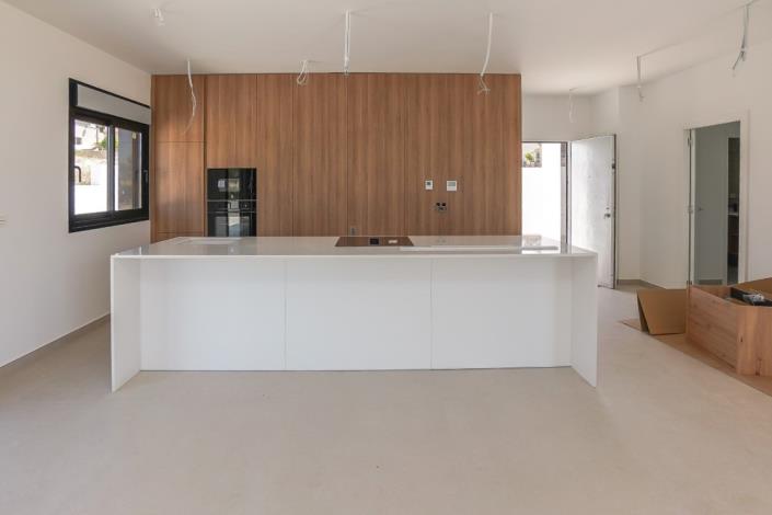 Image No.9-3 Bed Villa for sale