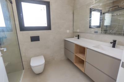 Villa-for-sale-in-La-Marina-with-pool---5i---Portals-