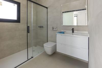 Villa-for-sale-in-La-Marina-with-pool---5j---Portals-