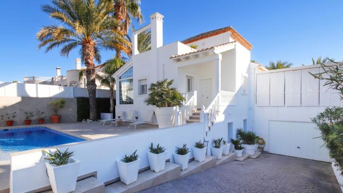 Image No.43-5 Bed Villa for sale