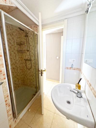 Image No.15-3 Bed Villa for sale