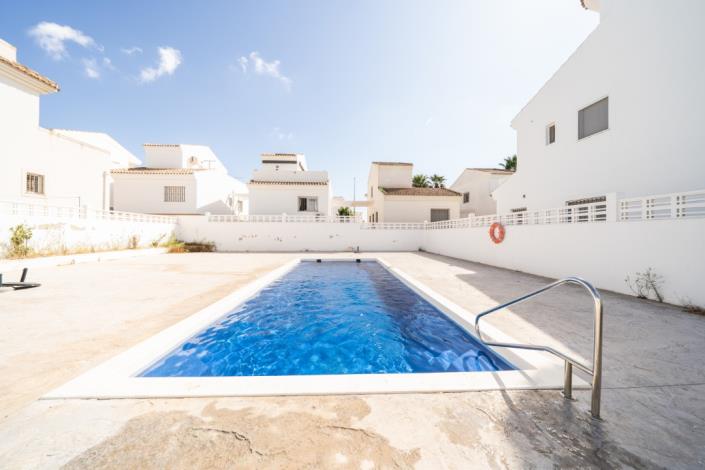 Image No.4-3 Bed Villa for sale