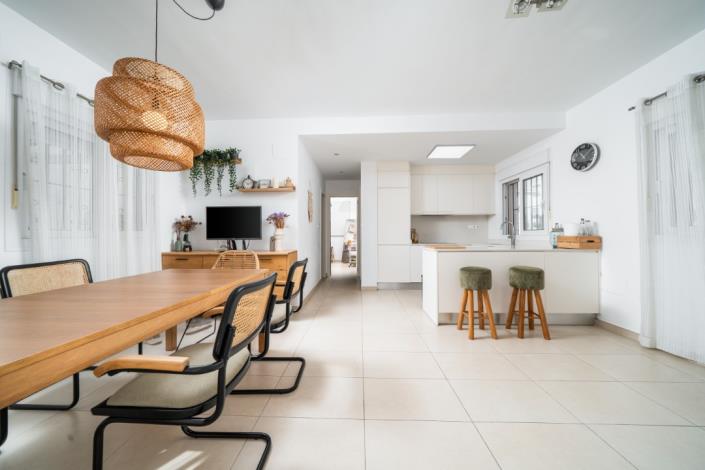 Image No.17-3 Bed Villa for sale